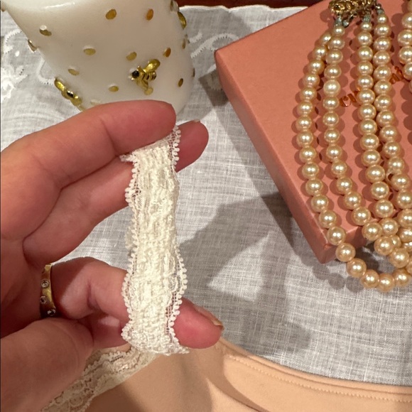 TOP SECRET LUXURY INTIMATE BRALETTE IN NUDE WITH LACE STRAPS IN CREAM SIZE SMALL - Picture 7 of 8